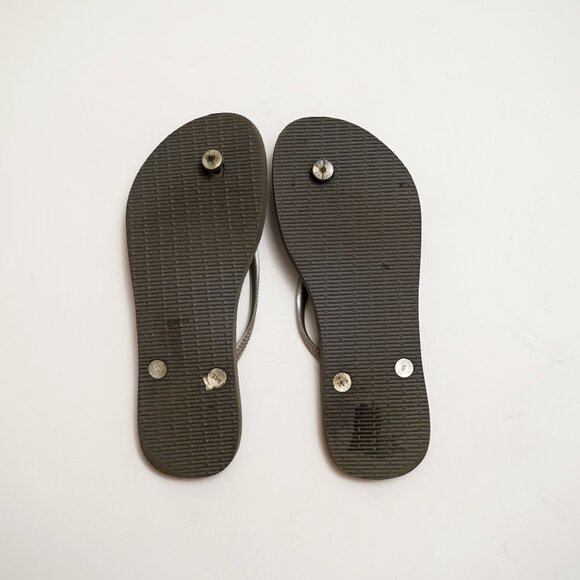 Havaianas "Slim" Grey & Silver Flip Flop With Turquoise & Silver Pendant - Picture 6 of 6